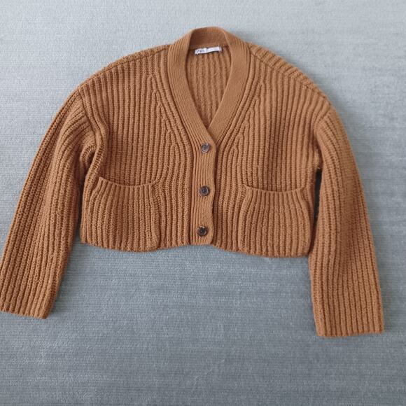Zara Sweater Cardigan M Brown Knit V Neck Clean Girl Minimal Chunky Casual - Picture 1 of 7